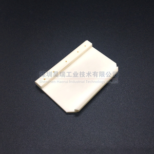 Placa de cerámica de óxido de aluminio al 99 % Cerámica avanzada para aplicaciones industriales