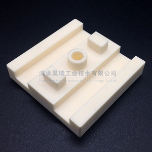 Aislador de cerámica de alúmina Componentes de cerámica de ingeniería de alto rendimiento personalizados